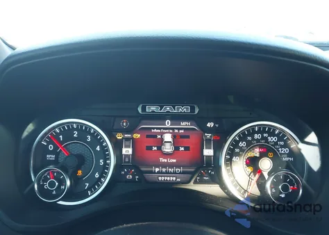 2021 Ram 1500 Big Horn 4X4 5'7 Box из США, поврежденный, VIN 1C6SRFFT3MN830751